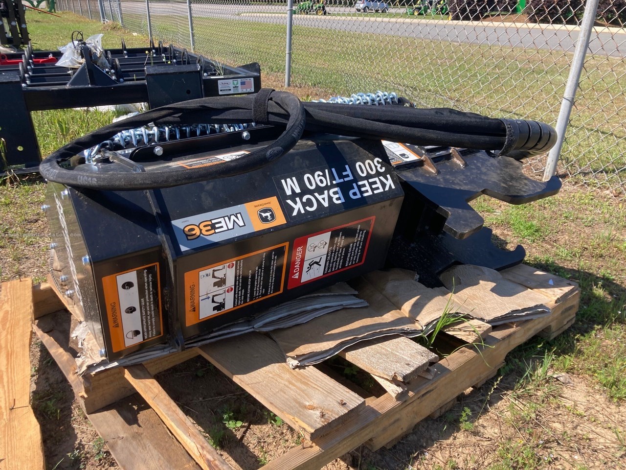 2026 John Deere ME36 Image 4