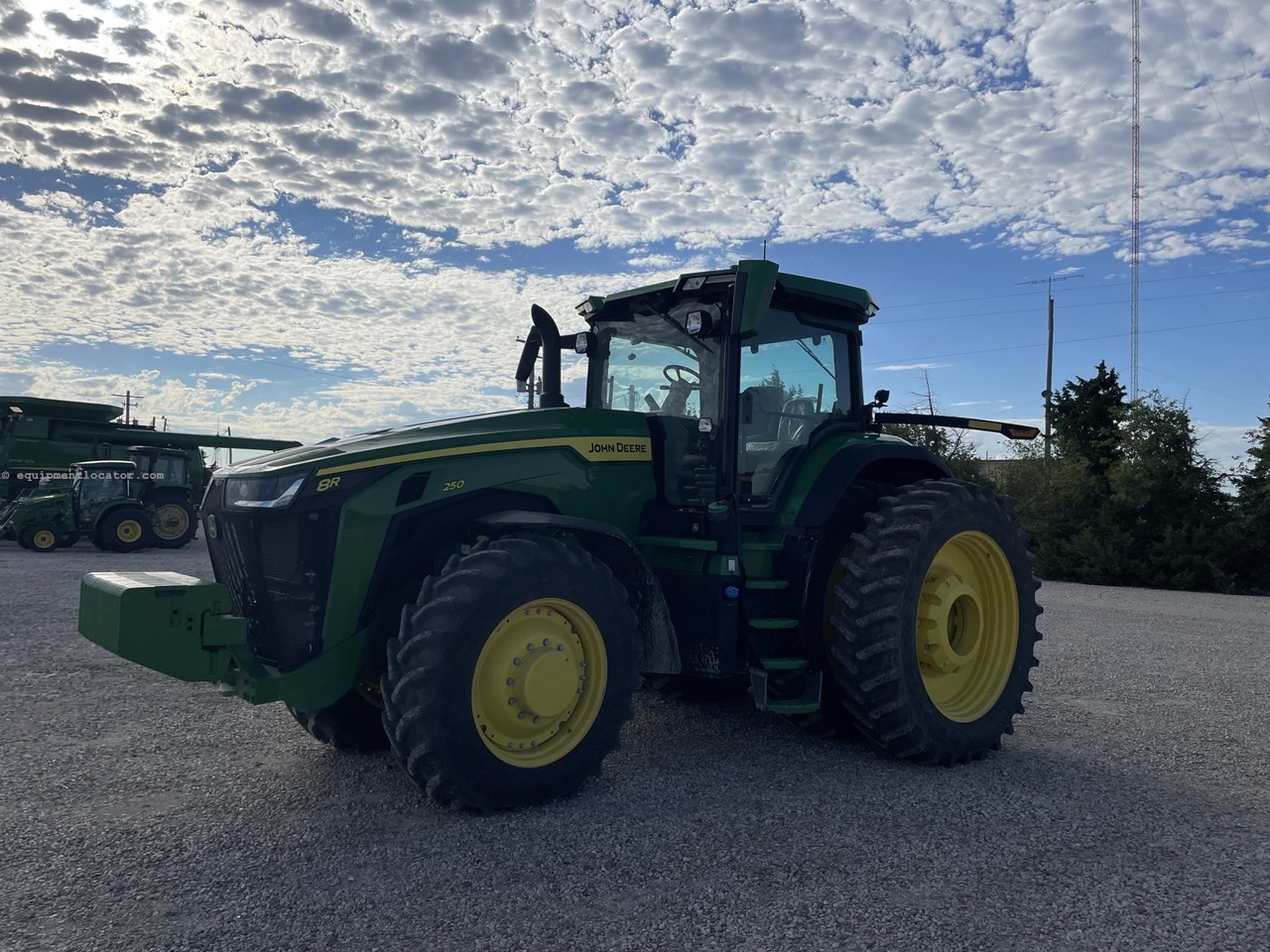 2021 John Deere 8R 250 Tractor Row Crop For Sale in Great Bend Kansas