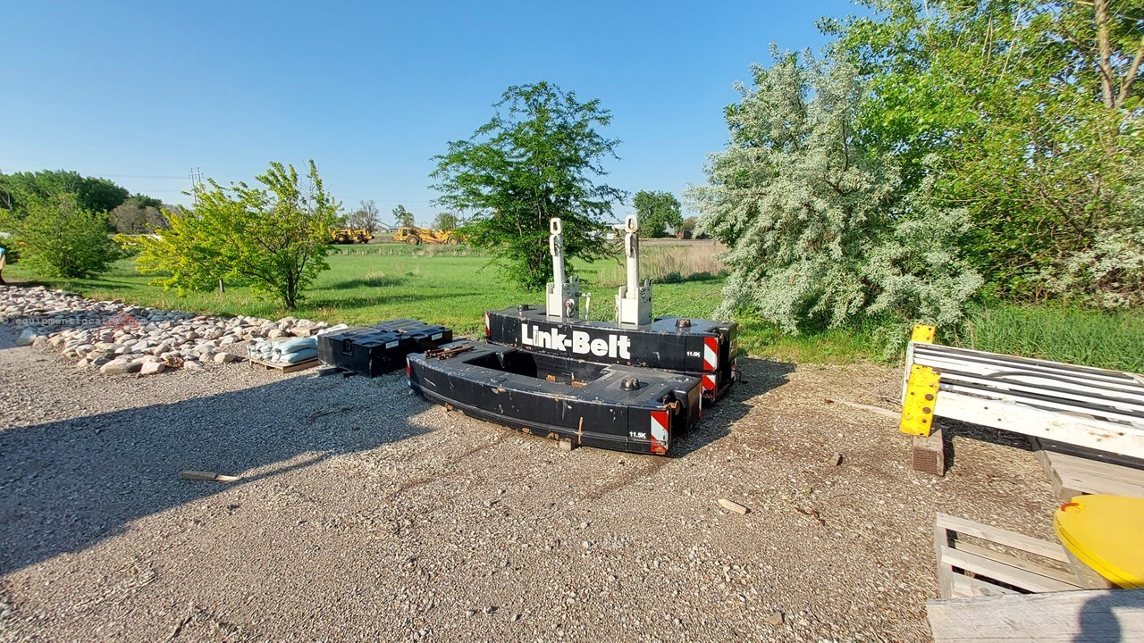 2016 Link Belt TCC-750 Image 10