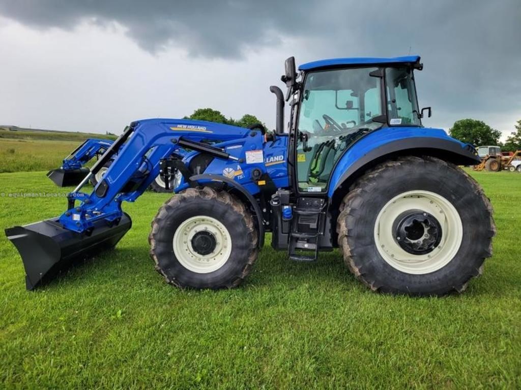 New Holland T5 Series – Tier 4B T5.120 Electro Command™ Image 1