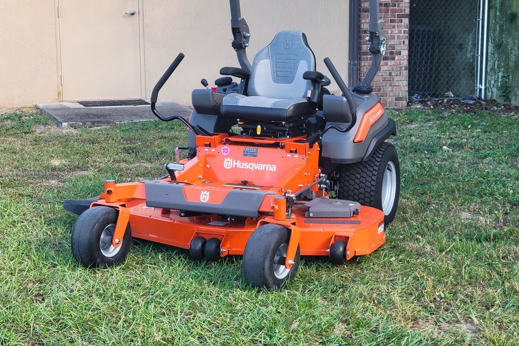 Garden Tractor Husqvarna Ts 242xd Riding Lawn Husqvarna Zero Turn