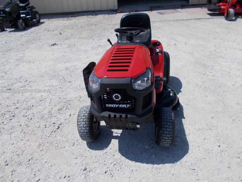 Troy-Bilt NEW Troy-Bilt 17.5hp 42" riding mower Image 2