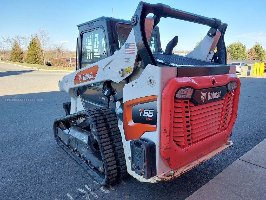 2021 Bobcat Compact Track Loaders T66 Image 1