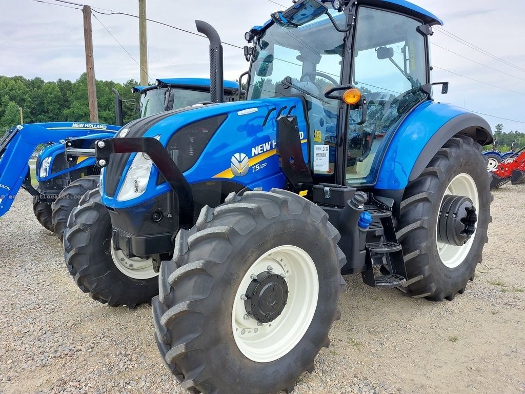 2022 New Holland T5 Series – Tier 4B T5.120 Electro Command™ Image 1