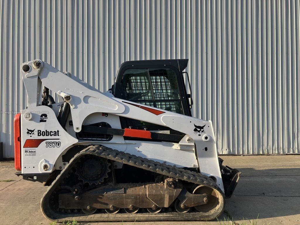2019 Bobcat Compact Track Loaders T870 Image 1