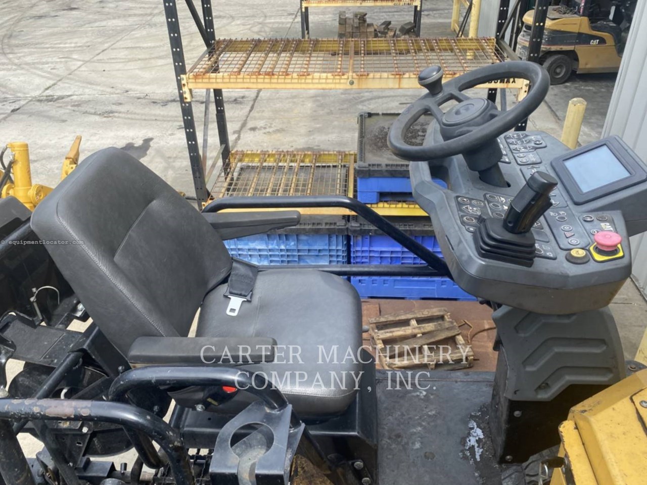 2017 Caterpillar AP655F Image 14