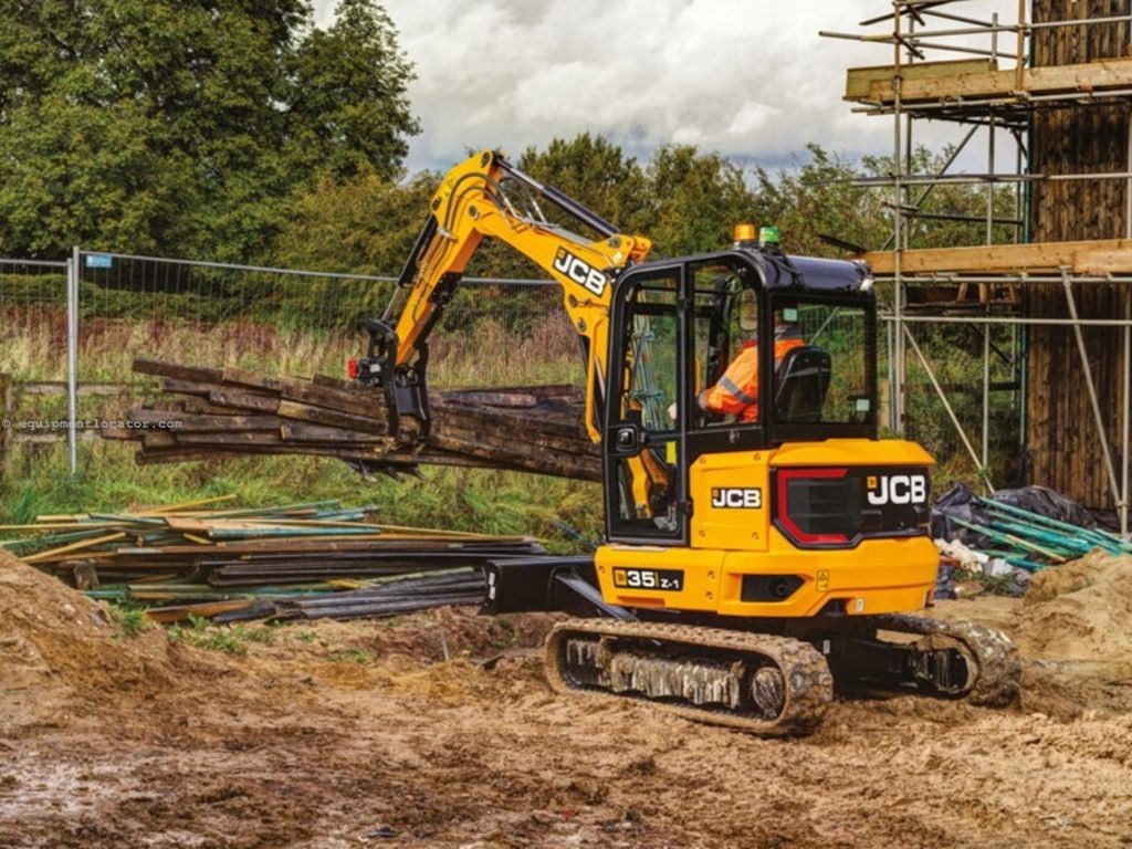 JCB Compact & Mini Excavators 35Z 2 Way Blade Image 2