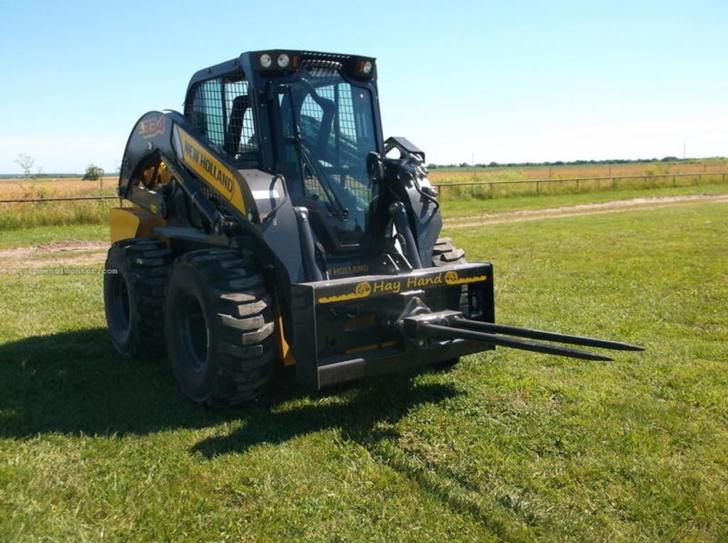 Other Skidsteer Bale Unroller Image 4