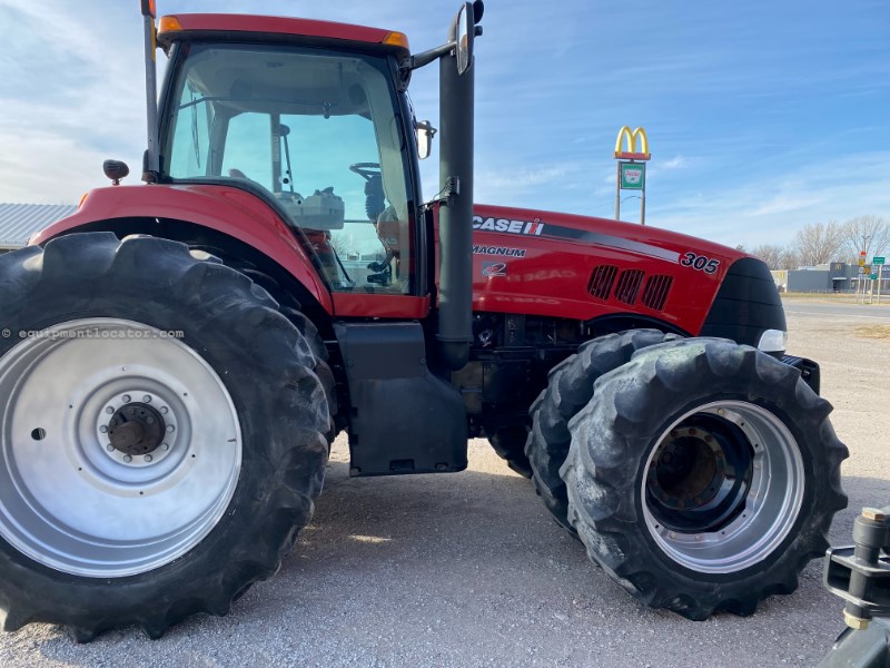 2006 Case IH Magnum 305 Image 4