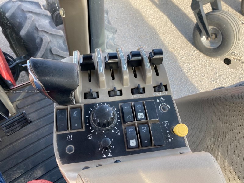 2006 Case IH Magnum 305 Image 10