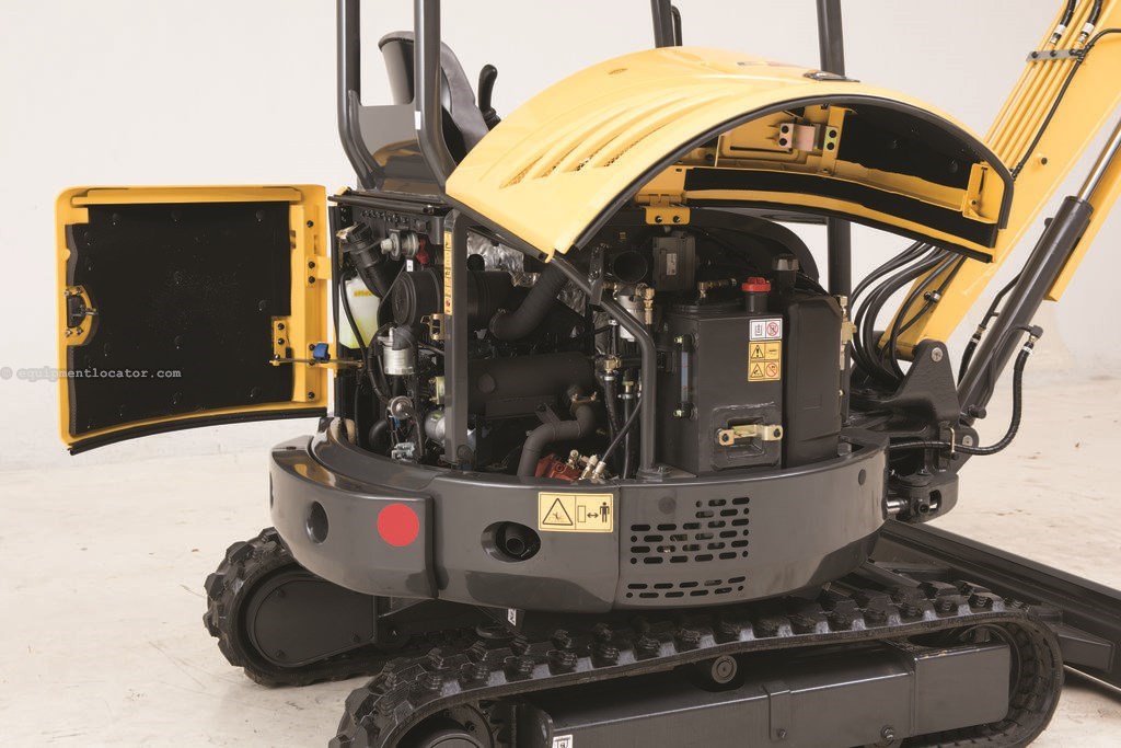 2025 New Holland E26C Image 5