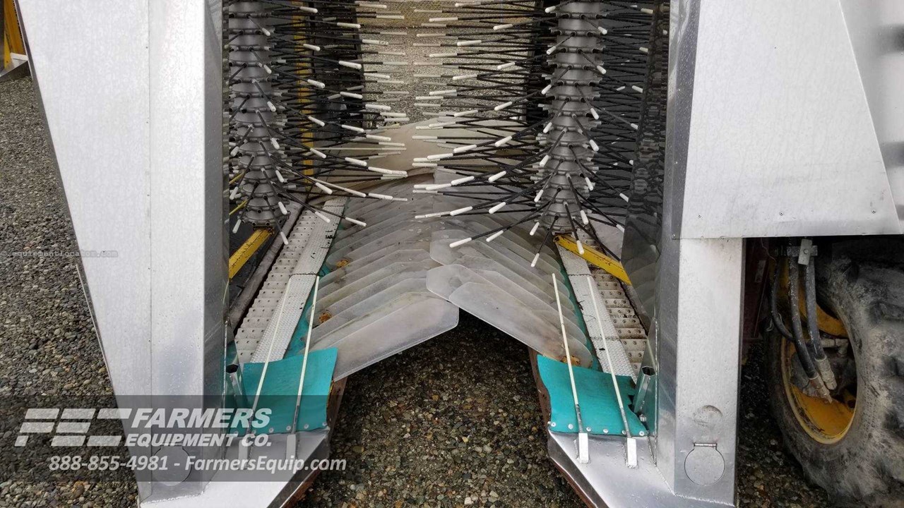 2007 Littau Harvester OVER ROW Image 10