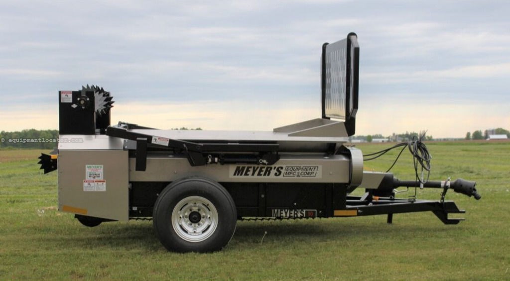 Other 90 CU FT Compact Spreader Image 1