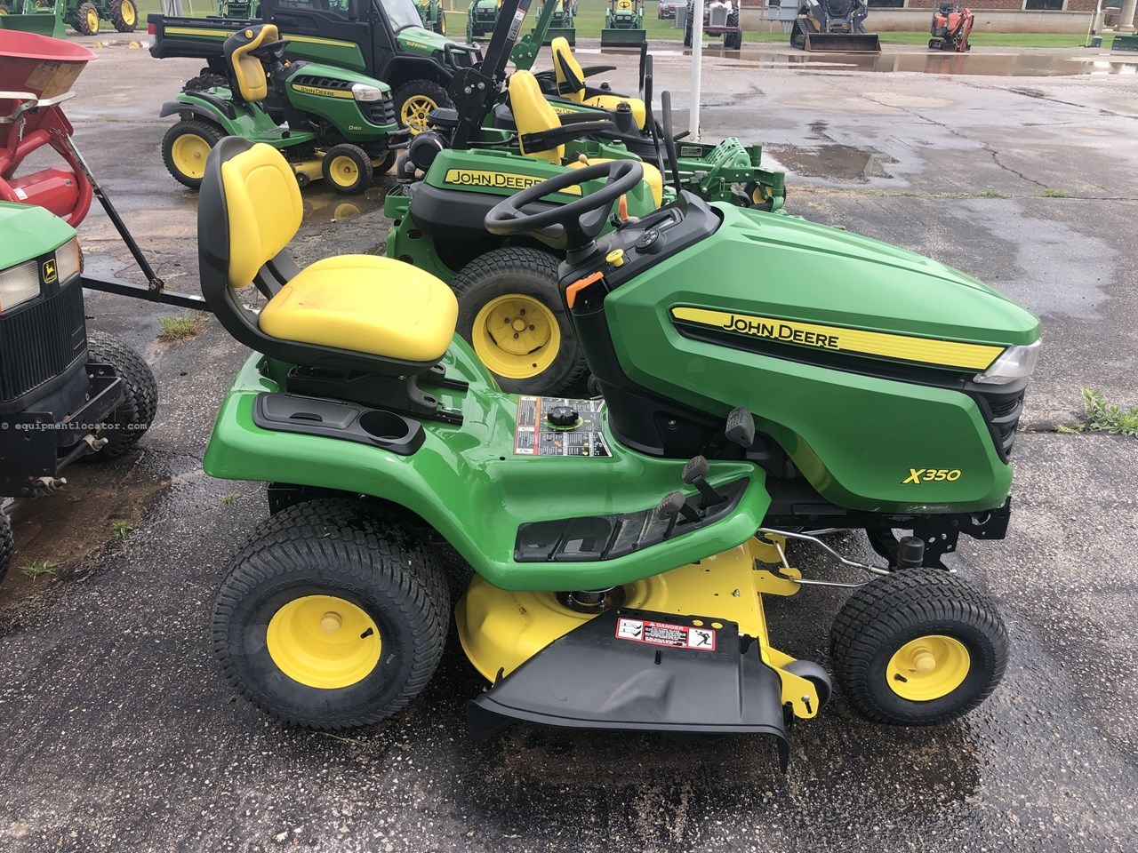 2022 John Deere X350 Image 3