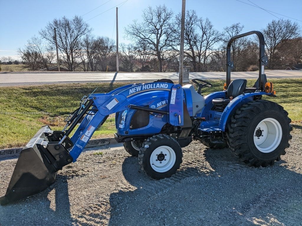2023 New Holland Workmaster™ Compact 25-40 Series 40 Image 1