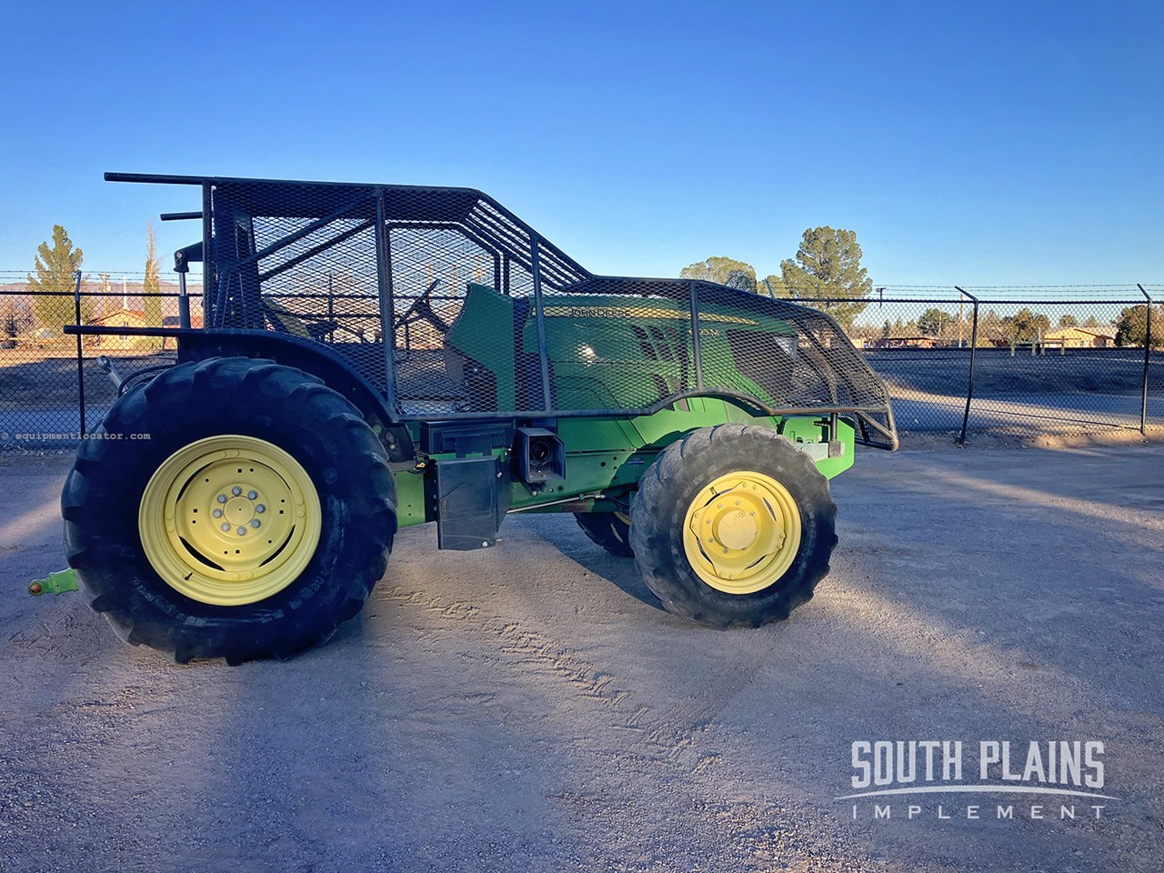 2015 John Deere 6125M Image 2