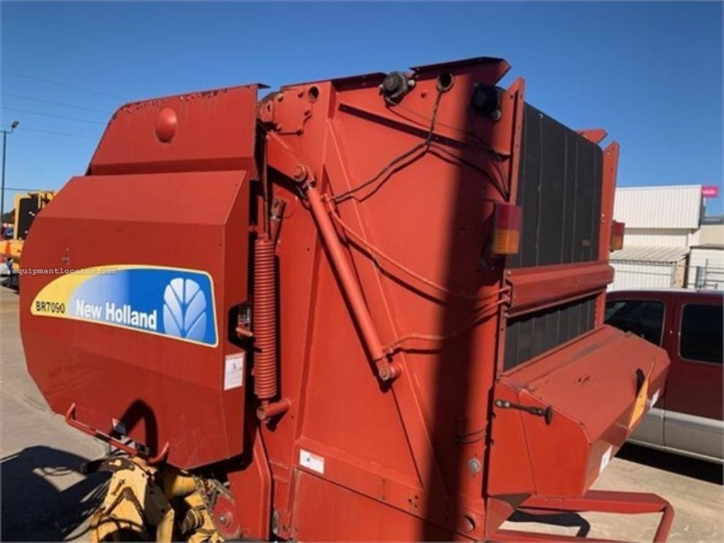 2009 New Holland BR7090 Image 1