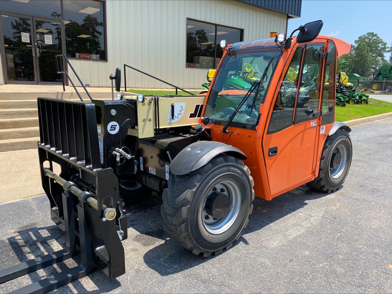 2026 JLG G5-18A Image 2
