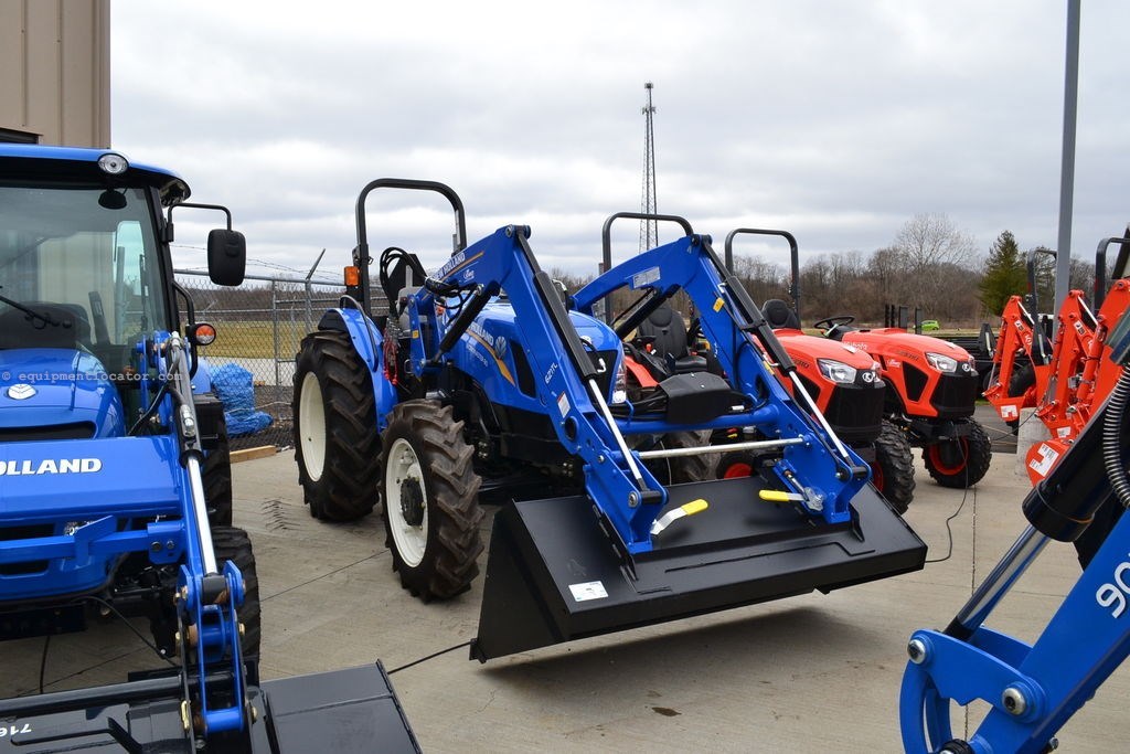 2022 New Holland Workmaster™ Utility 50-70 Series 60 4WD Image 1