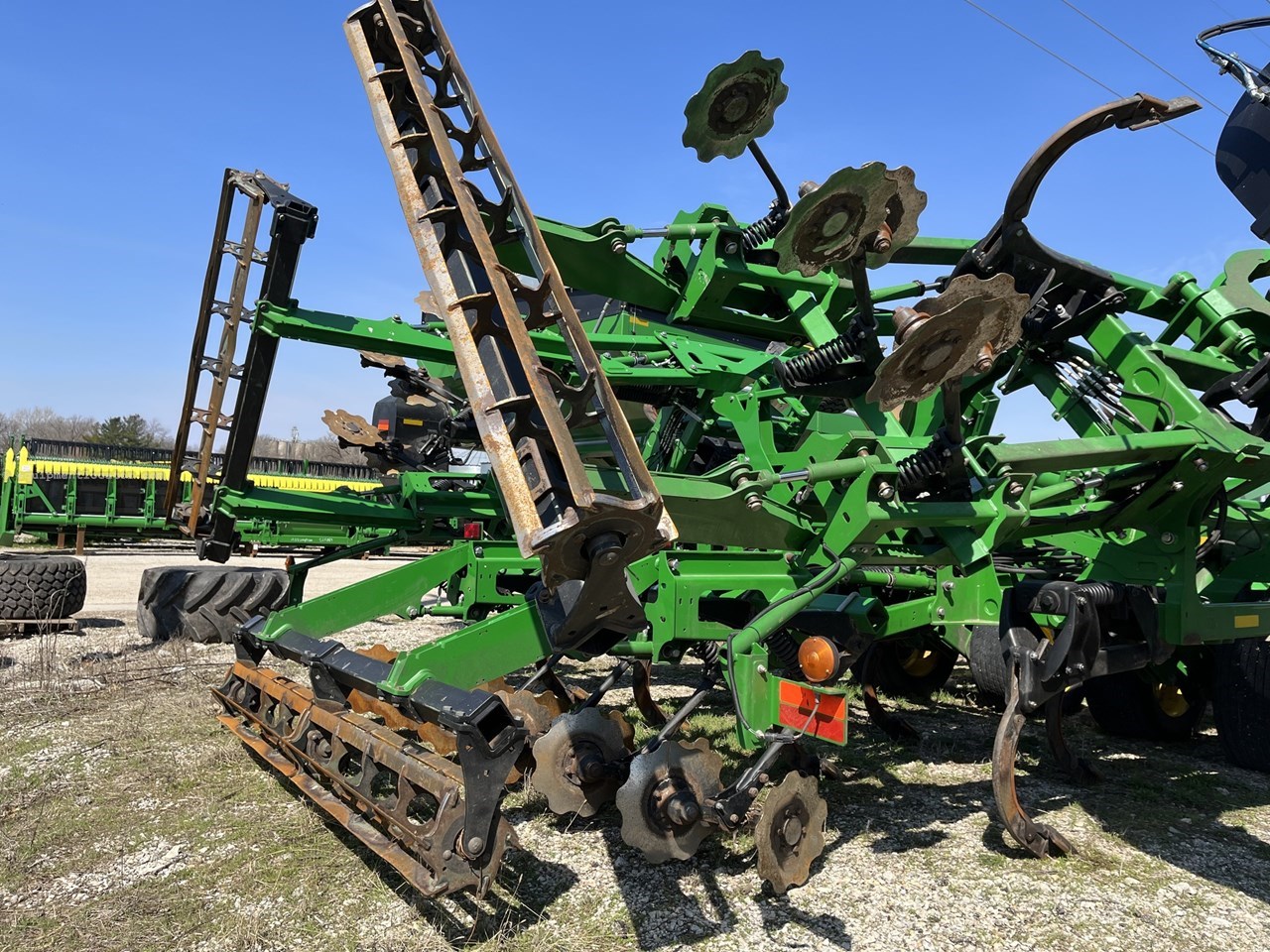 2017 John Deere 2730 Image 8