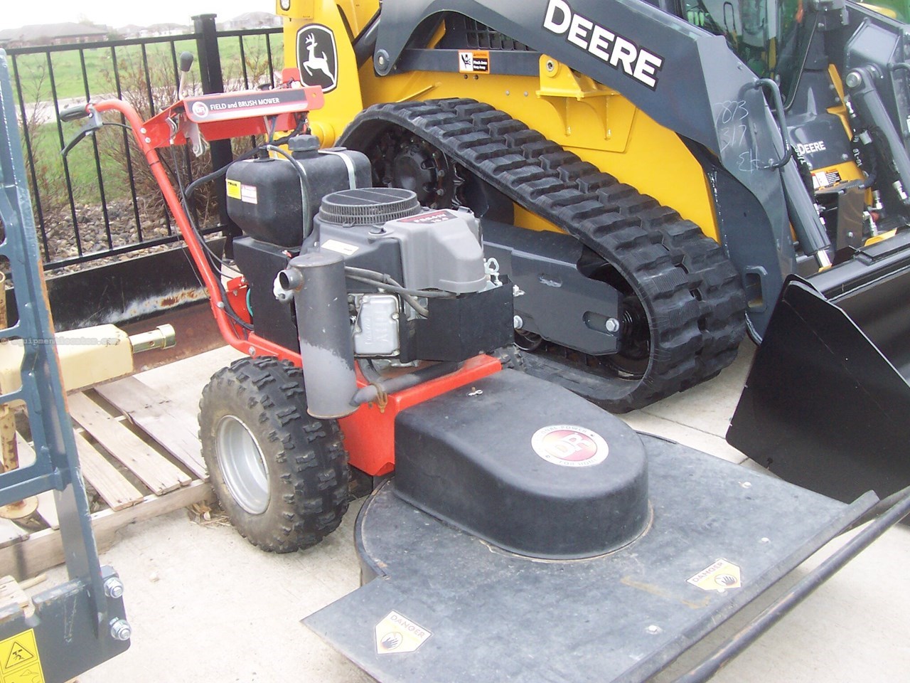 2011 DR 30" Pro Field and Brush Mower Image 1