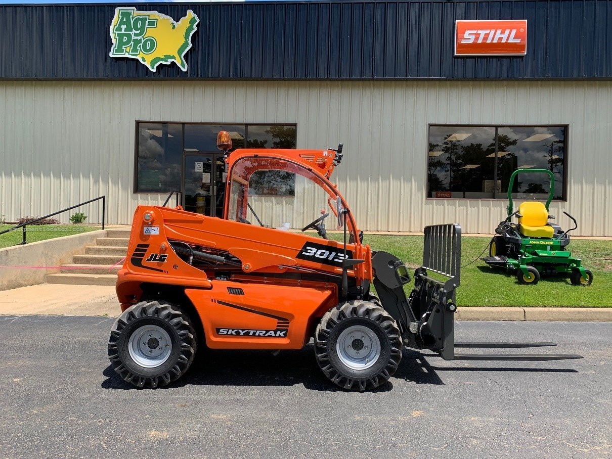 2026 Sky Trak 3013 Image 3