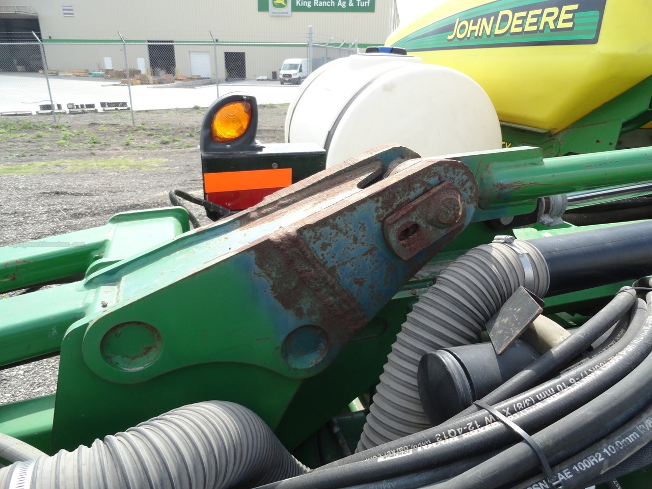 2013 John Deere DR24 Image 10