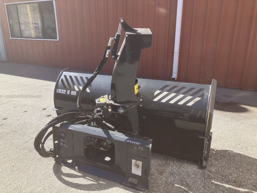 2024 Bobcat Front Mount Snowblower 80" Image 3