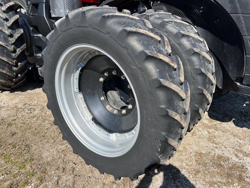 2015 Case IH Magnum 310 Image 4