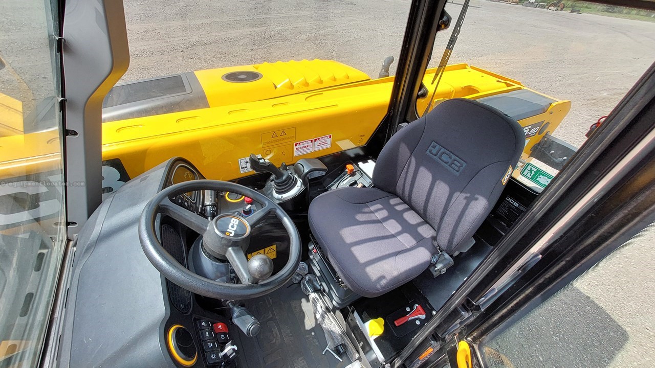 2023 JCB 525-60 Image 10