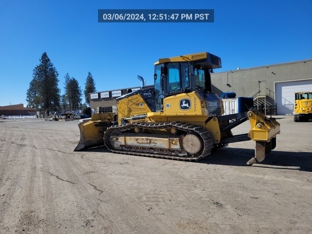 2022 John Deere 750L Image 11