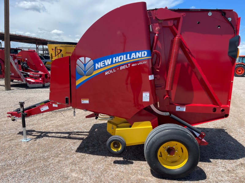 2022 New Holland RB450 Utility Image 1