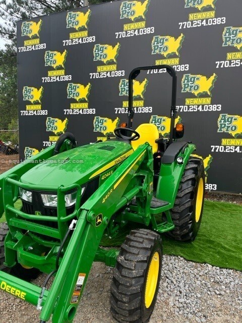 2023 John Deere 4044R Image 2
