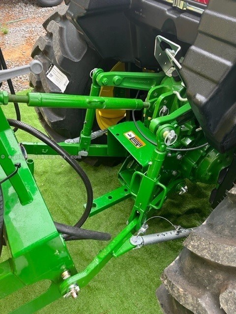 2023 John Deere 4044R Image 4