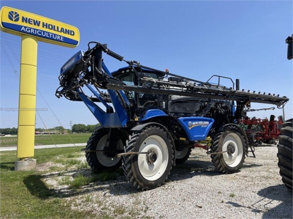 2021 New Holland Guardian™ SP.310F Image 1