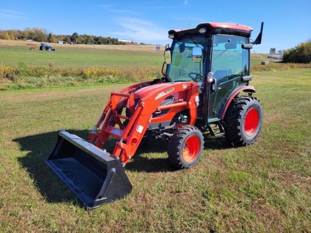 Kioti CK2620SE HST Cab 25 HP Compact Utility Tractor For Sale in