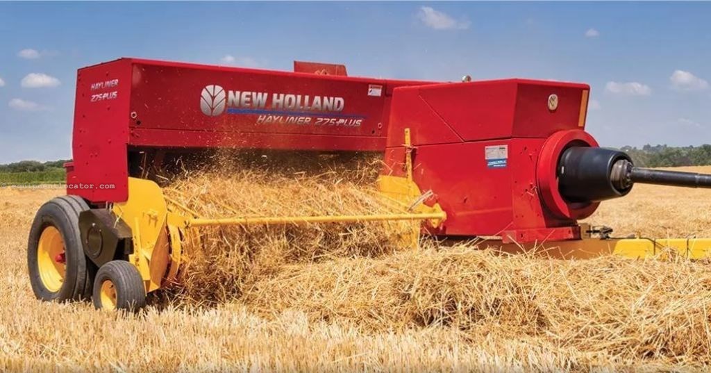 2023 New Holland Hayliner® Small Square Balers 275 PLUS Image 1