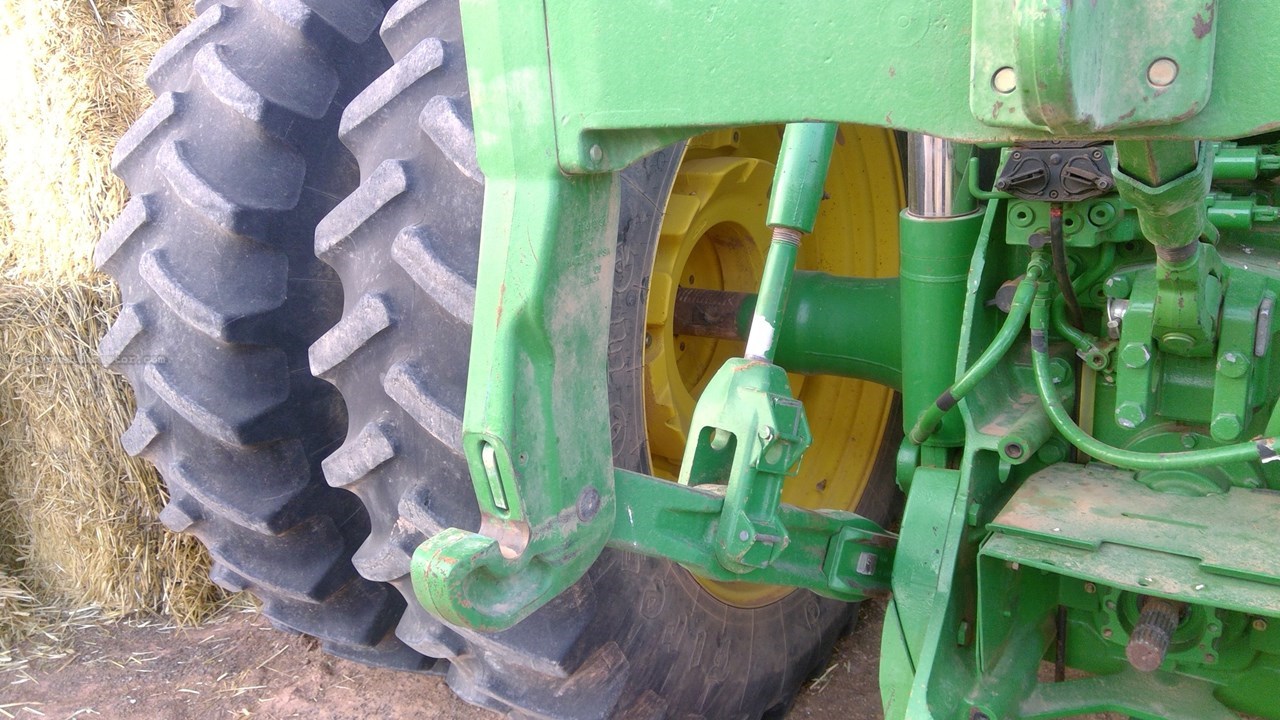 2007 John Deere 8130 Image 10