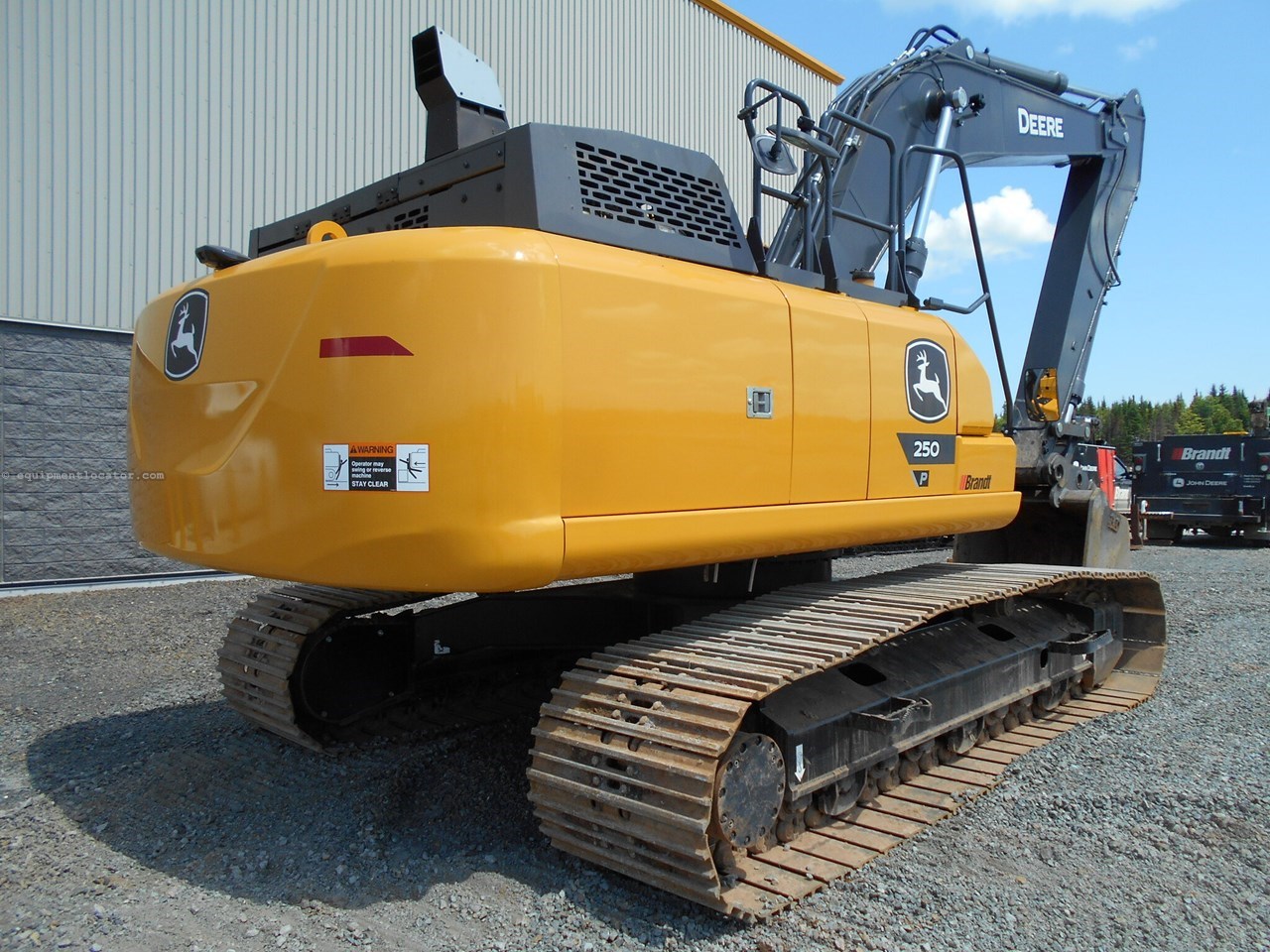 2023 John Deere 250 P Image 4