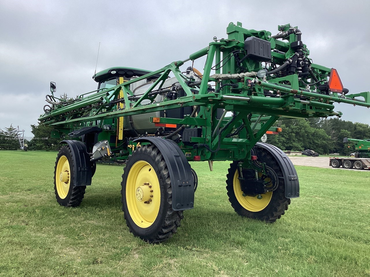 2015 John Deere R4038 Image 4