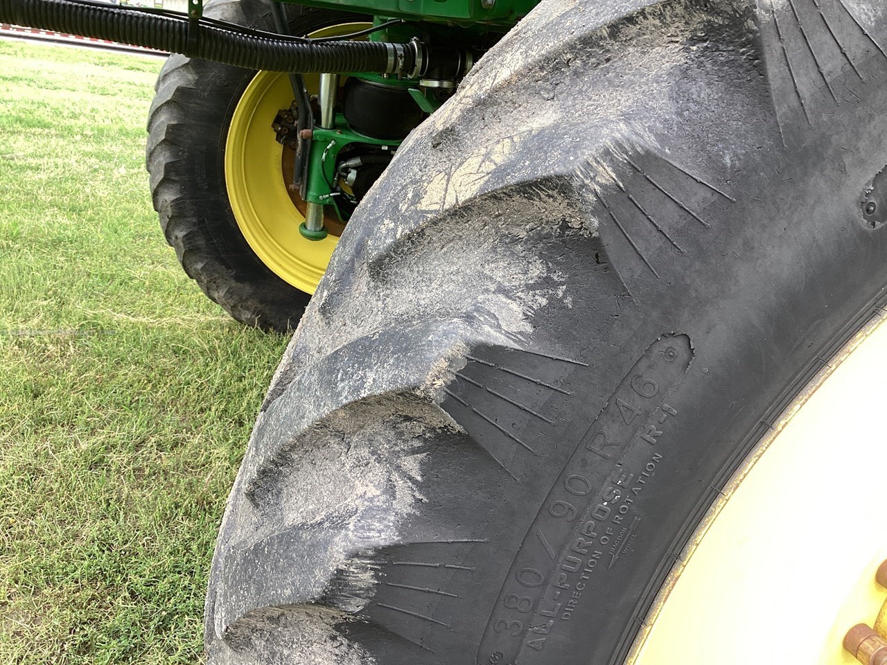 2015 John Deere R4038 Image 24