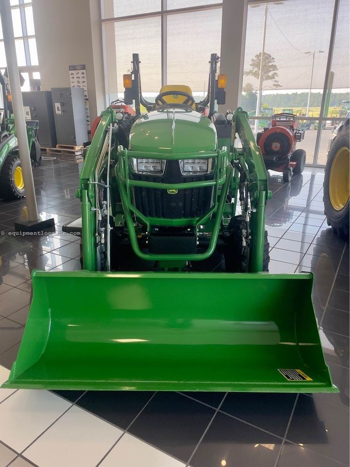 2025 John Deere 2038R Image 2