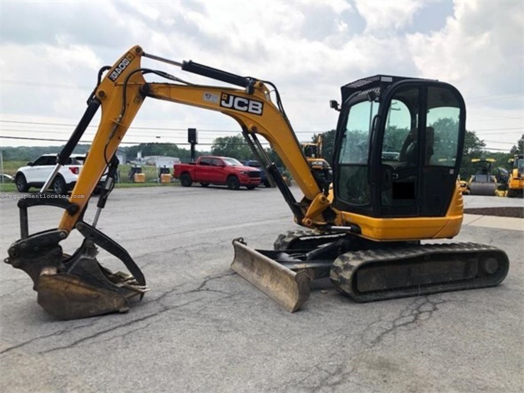 2011 JCB 8045 Image 3