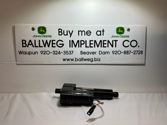 John Deere AE44763 ACTUATOR FROM A MODEL 40 OR 42 EJECTOR Image 1