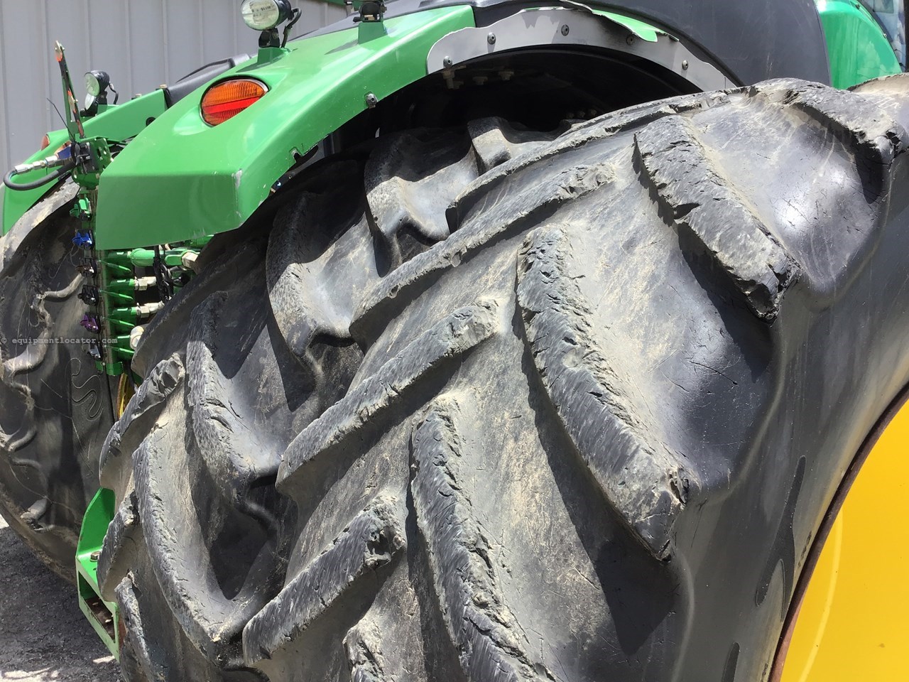 2019 John Deere 9570R Image 33