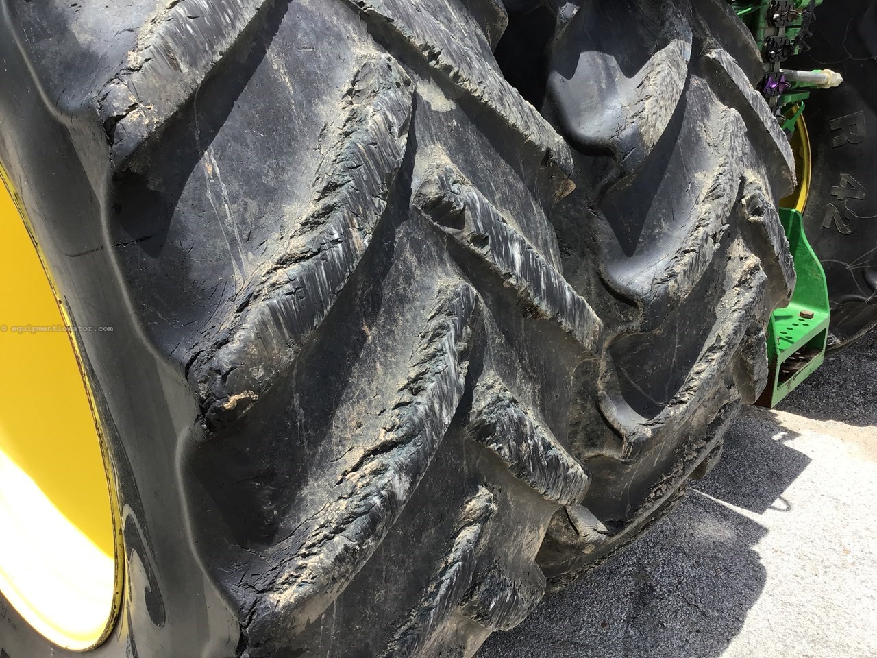 2019 John Deere 9570R Image 42