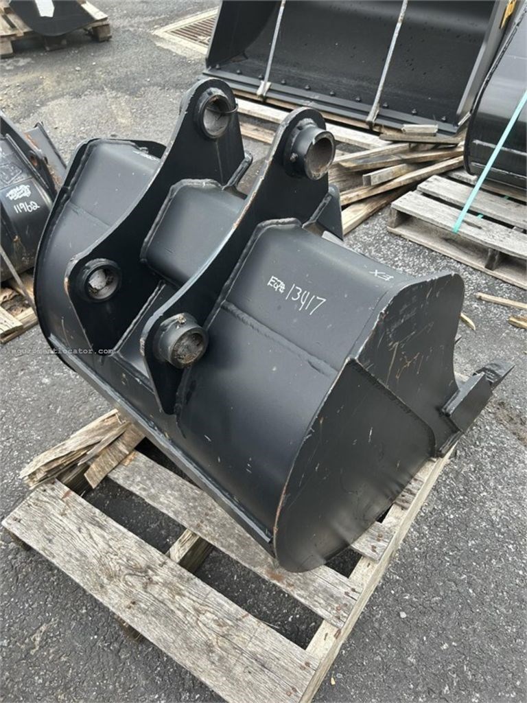 2020 JCB 24 INCH BUCKET Image 2