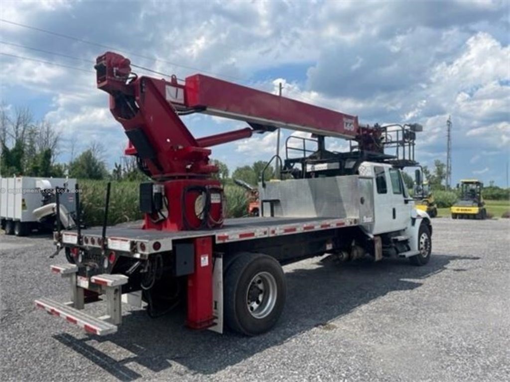 2018 Elliott L60R Image 4