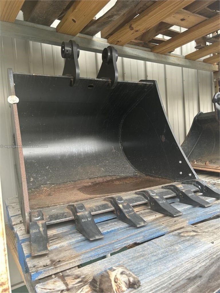 2021 Other 36 INCH HD BUCKET Image 2