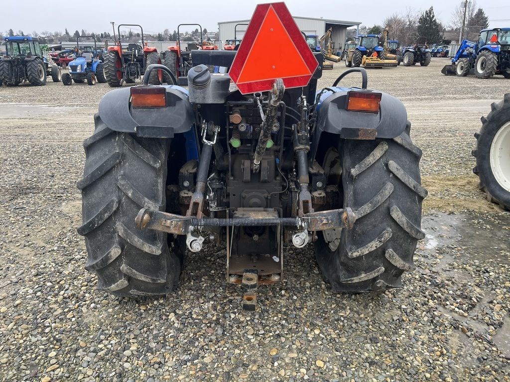 2016 New Holland T4.100F Image 4